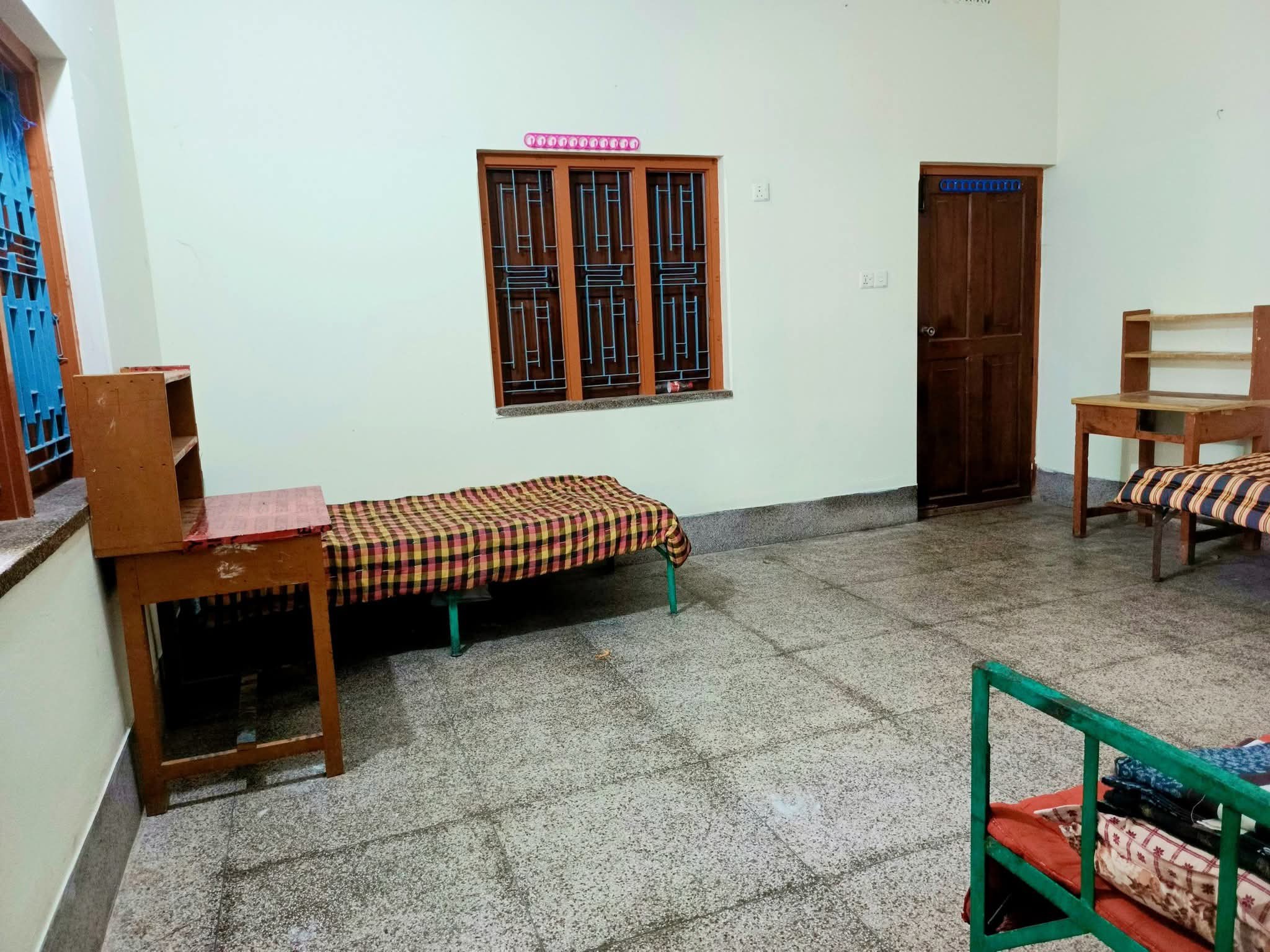 ছাত্রসিট_ব্যাচেলরসিট_খালি_আছে